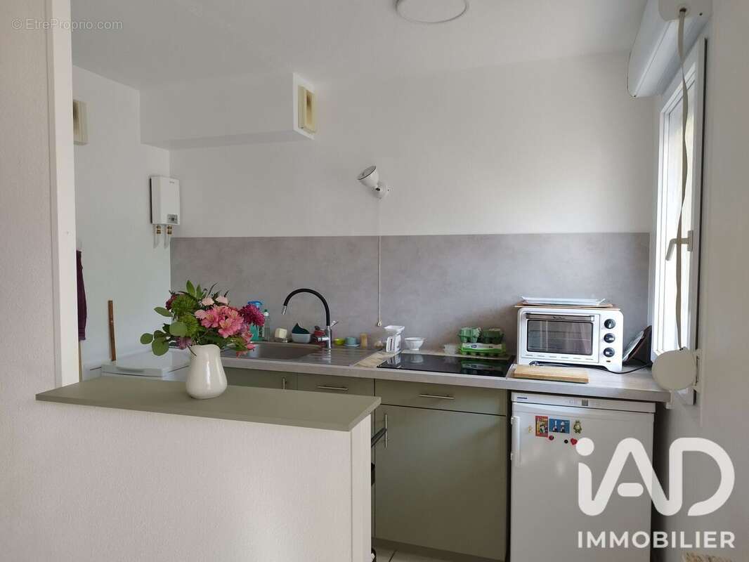 Photo 3