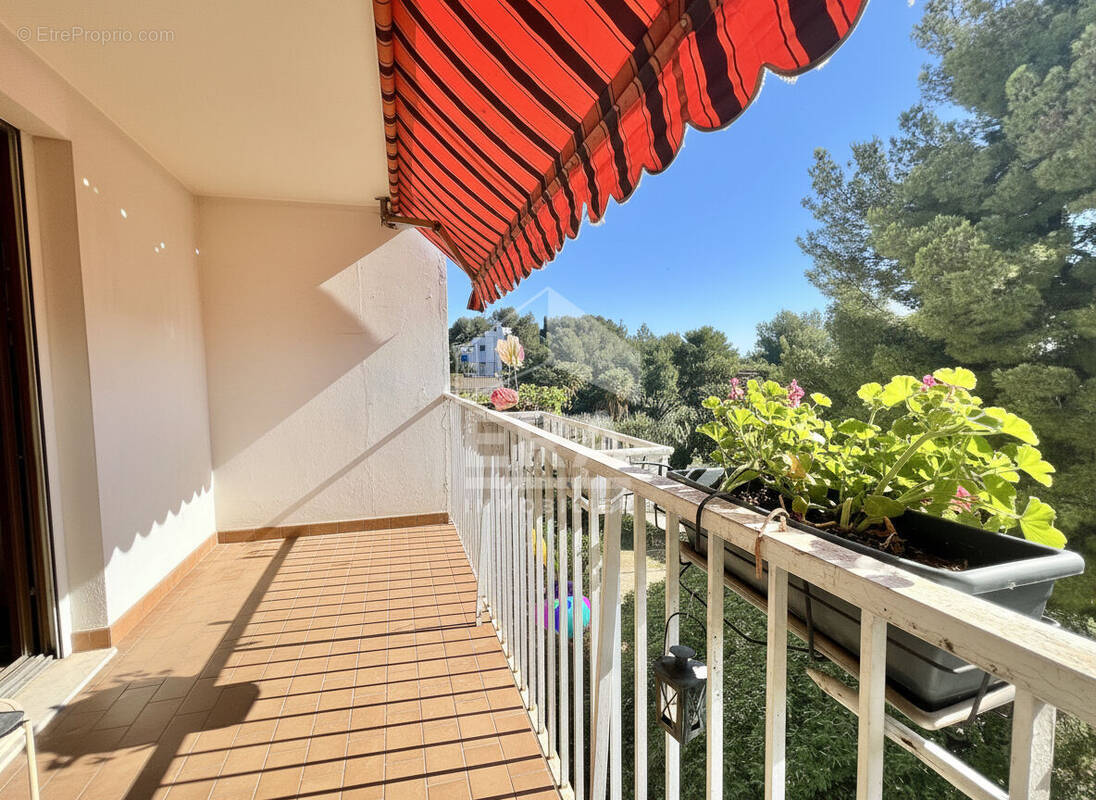 Appartement à MARSEILLE-12E