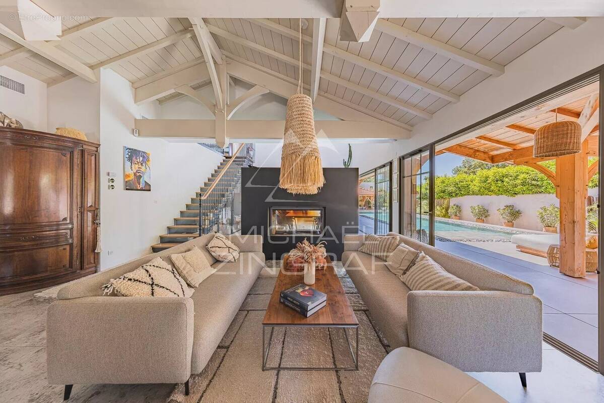 Maison à MIOS