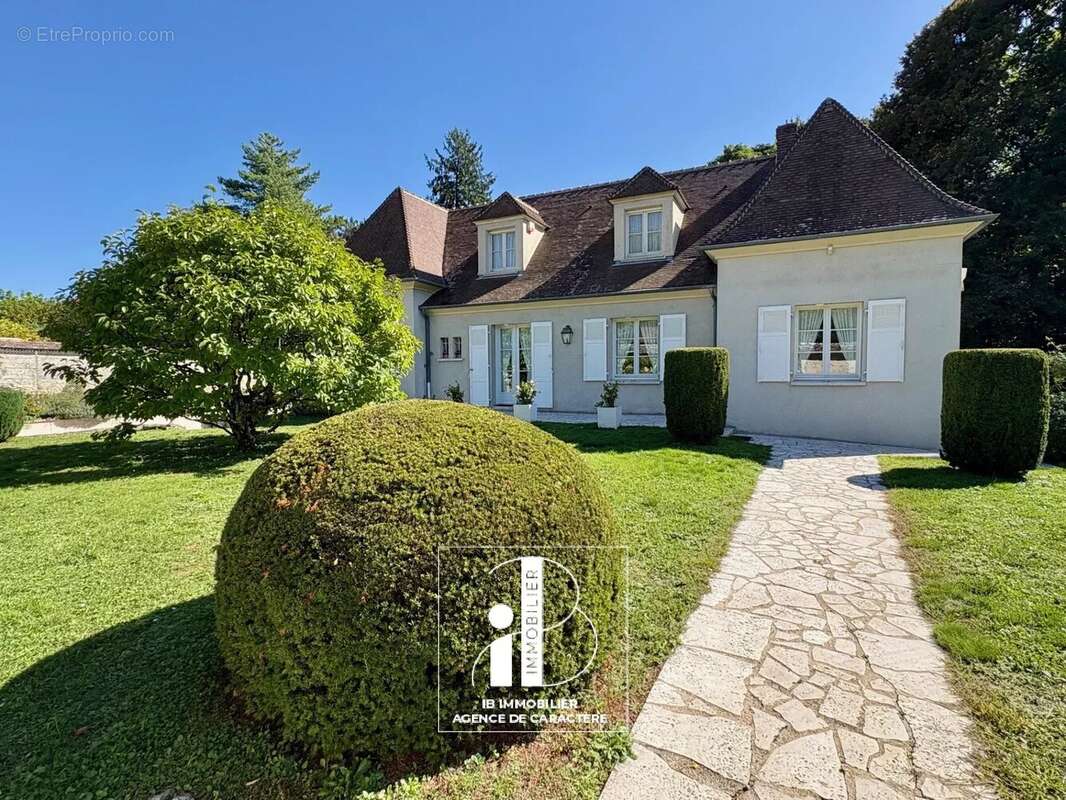 Maison à BOURRON-MARLOTTE