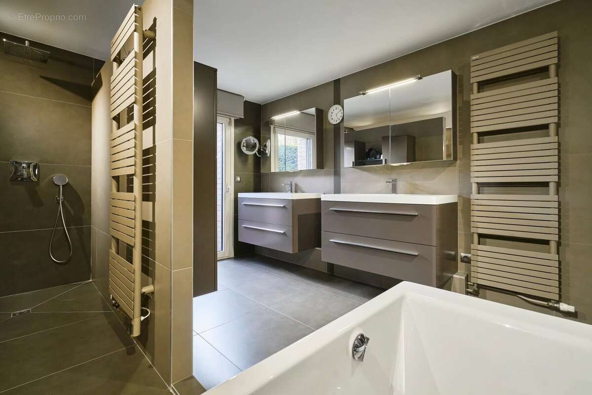 Maison à MARCQ-EN-BAROEUL