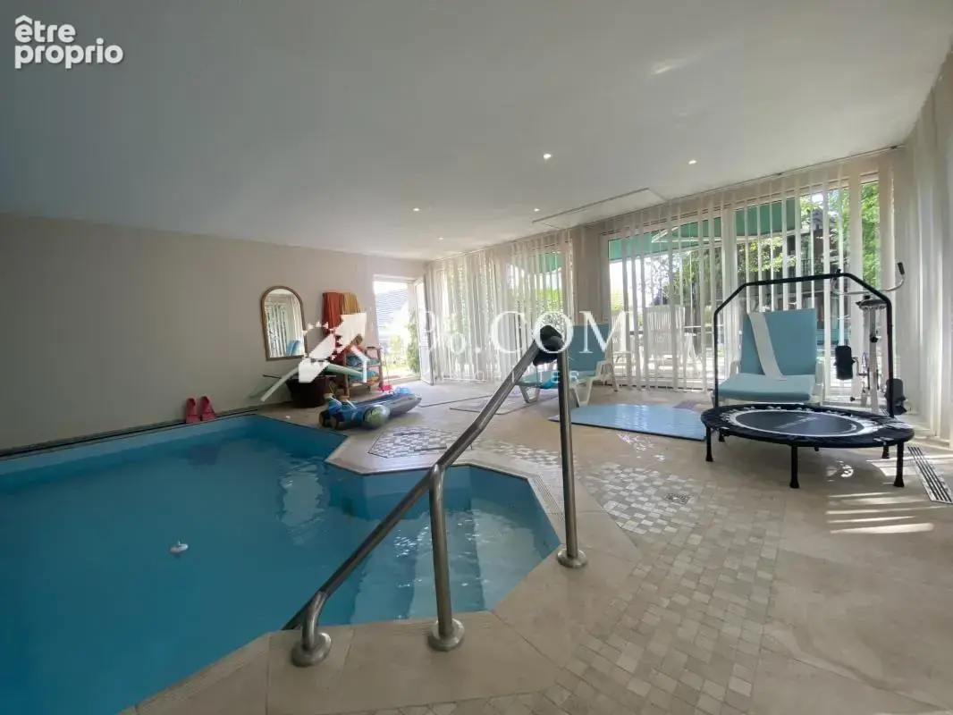 3%COM Belle propriété  avec piscine intérieure sur 16 ares - photo 18