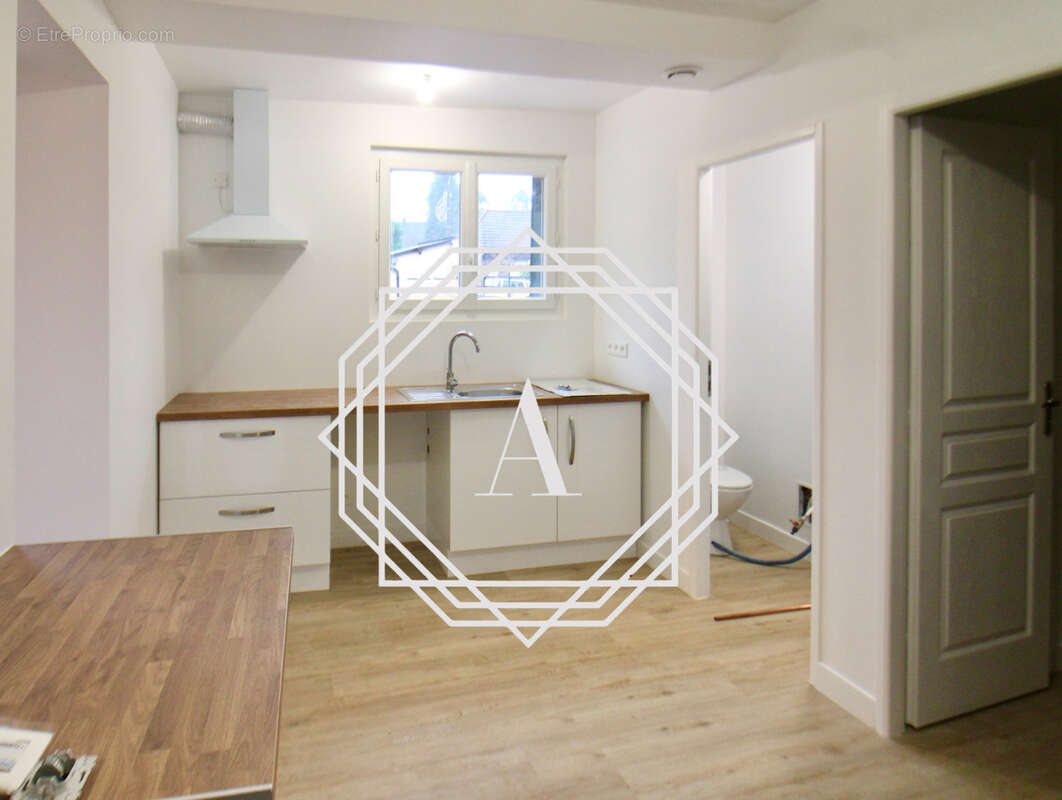 Maison à VALDAMPIERRE