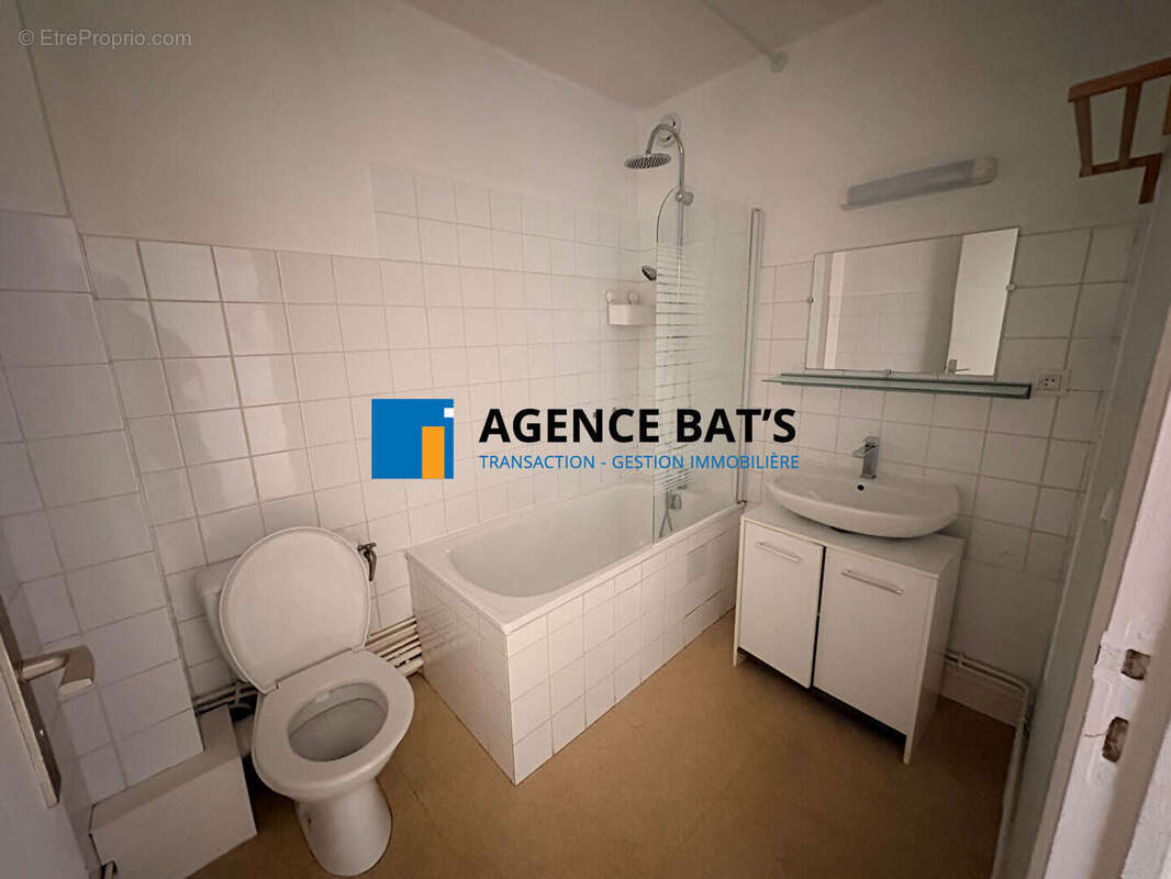 Photo 5 - Appartement à ROCHE-LA-MOLIERE