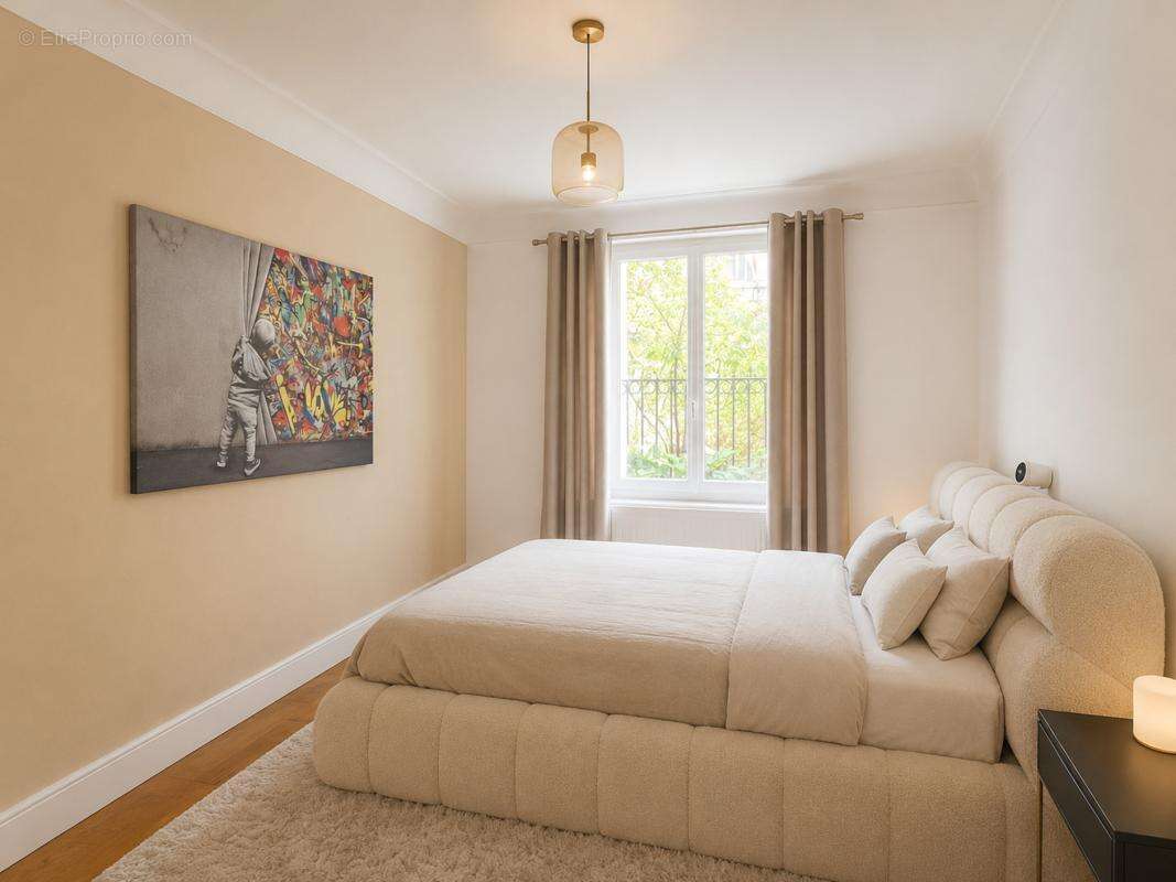 Appartement à LEVALLOIS-PERRET