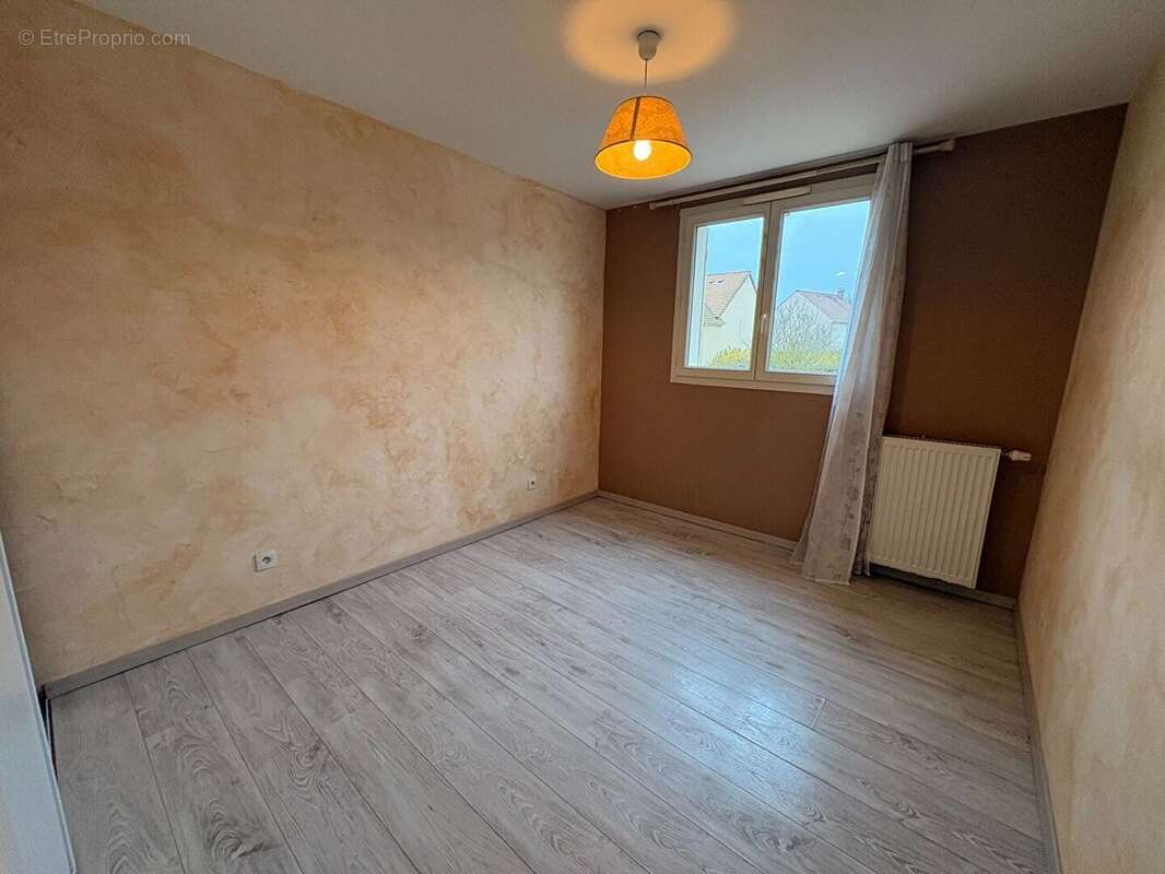 Maison Proche Saint crépin 6 pièce(s) 125 m2 - photo 5