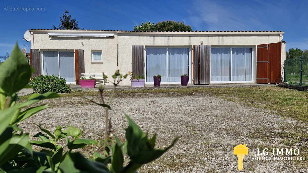 Ensemble de deux maisons, garage, terrain 1424 m2, aperçu estuaire - photo 5