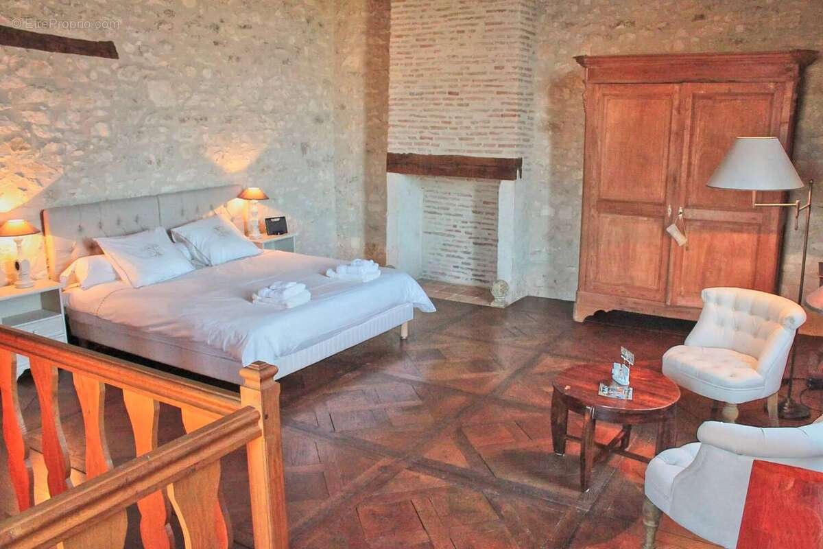 Maison à MONFLANQUIN