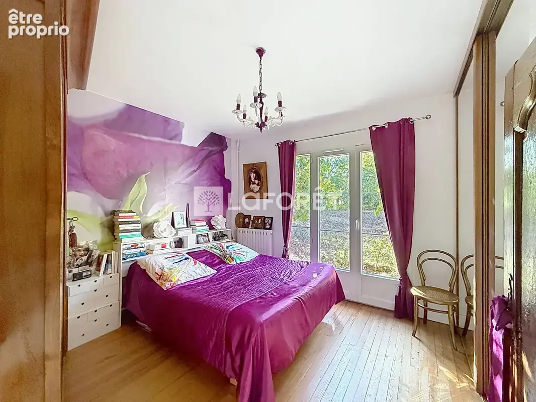 EXCLUSIVITE LAFORET-Maison Beychac Et Caillau 6 pièce(s) 195 m2 - photo 7