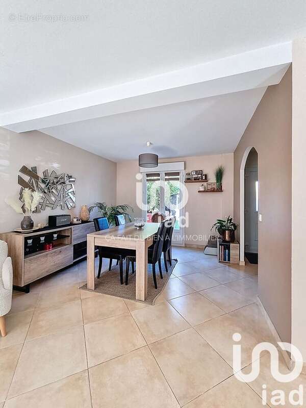 Photo 3 - Maison à BRIE-COMTE-ROBERT