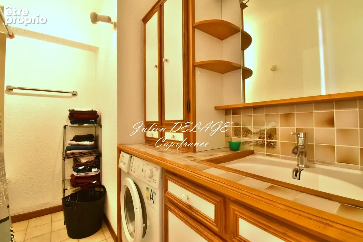 Appartement T2 bis plein sud, terrasse, parking – Entre lac et centre ville - photo 8