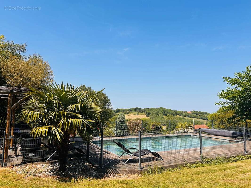 Maison écologique de 3 chambres avec piscine et espace invités entre Cahors et Gourdon - photo 2