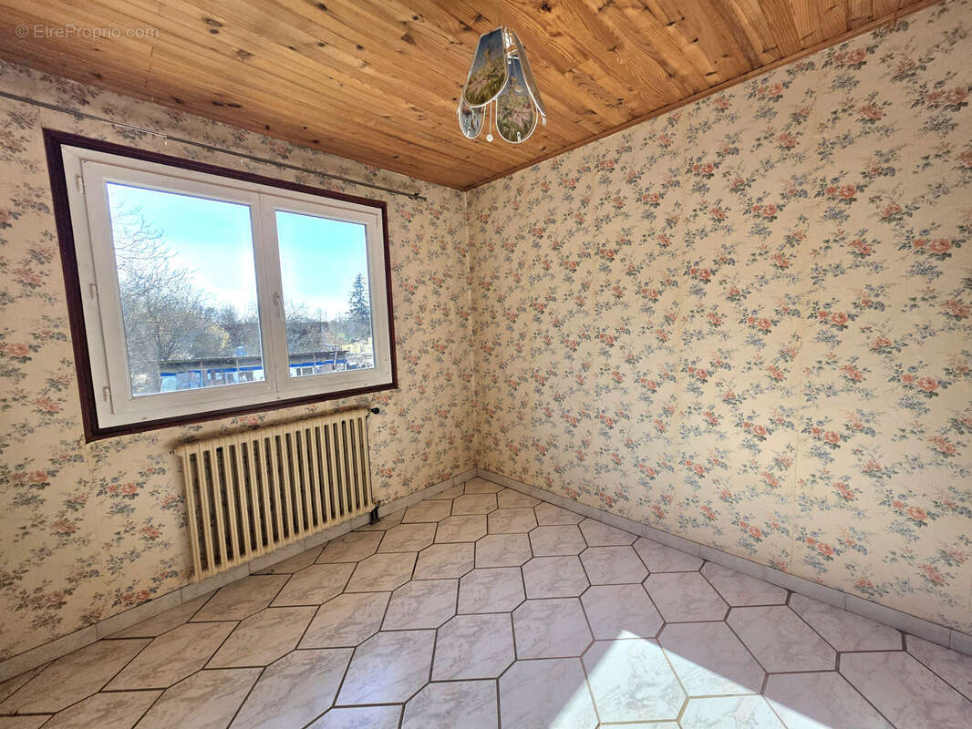 à Saint-Barthélémy (70) Maison 4 chambres 109m2 - photo 11
