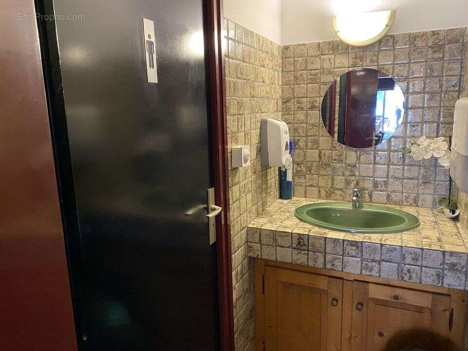 Commerce à CAZAUBON