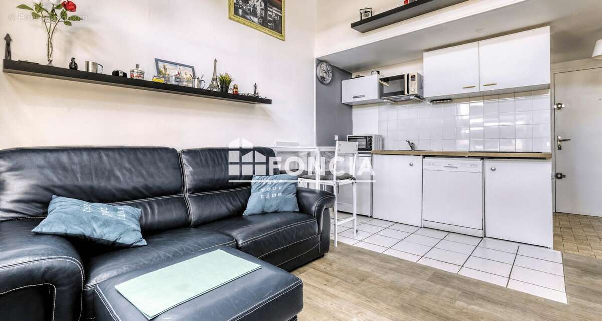 Duplex, dernier étage, parking, faibles charges, 5 min gare...pour un premier achat ou un investissement, cet appartement mérite - photo 3