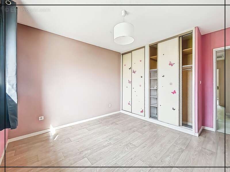 Maison à SAINT-NICOLAS-DE-LA-GRAVE