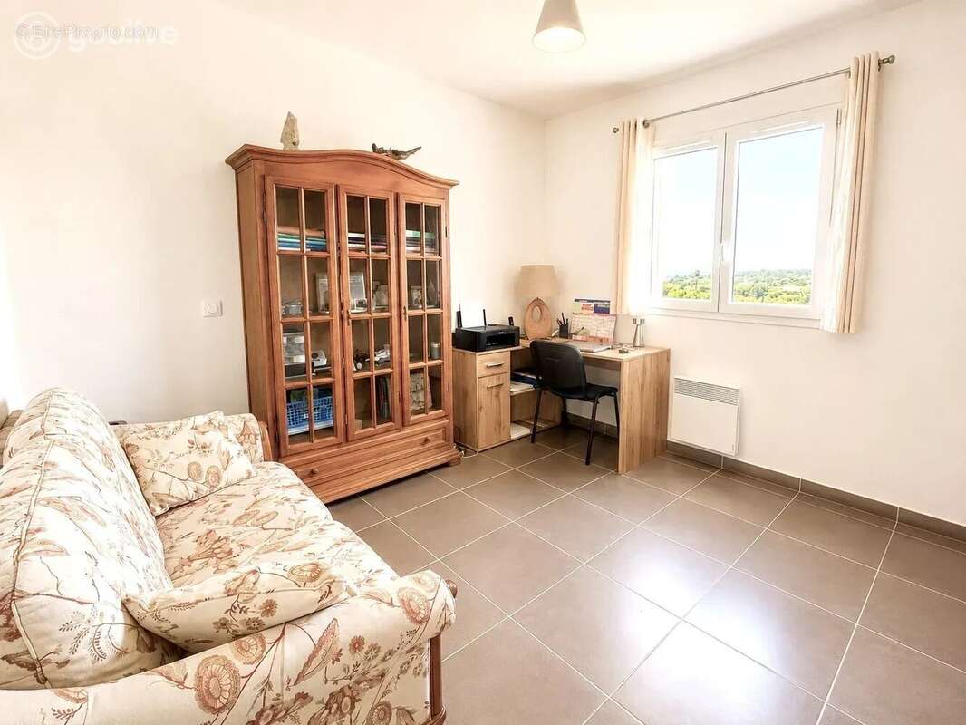 TRAVO – Belle villa T5 de 114 m² avec vue mer et montagne - photo 10