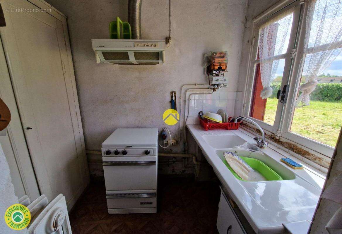 Maison à LA GUERCHE-SUR-L&#039;AUBOIS