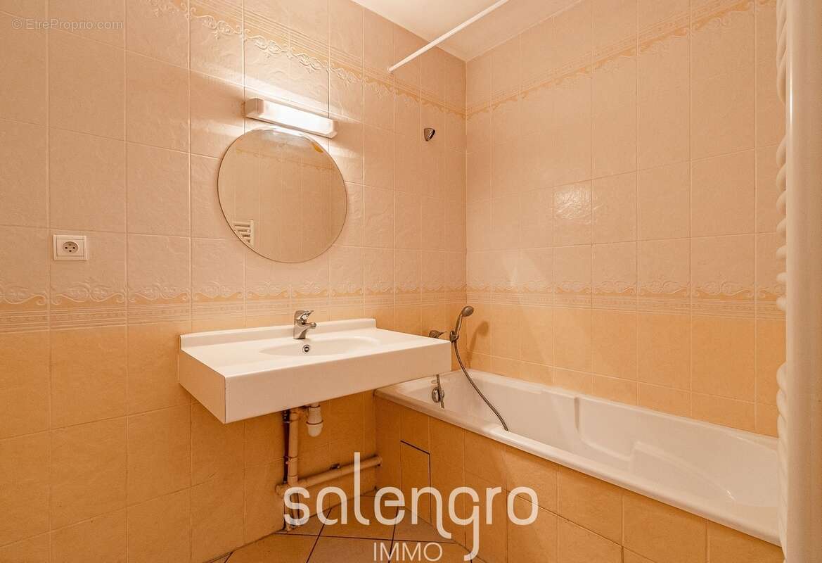 Appartement 60 m² à Villeurbanne  - photo 9
