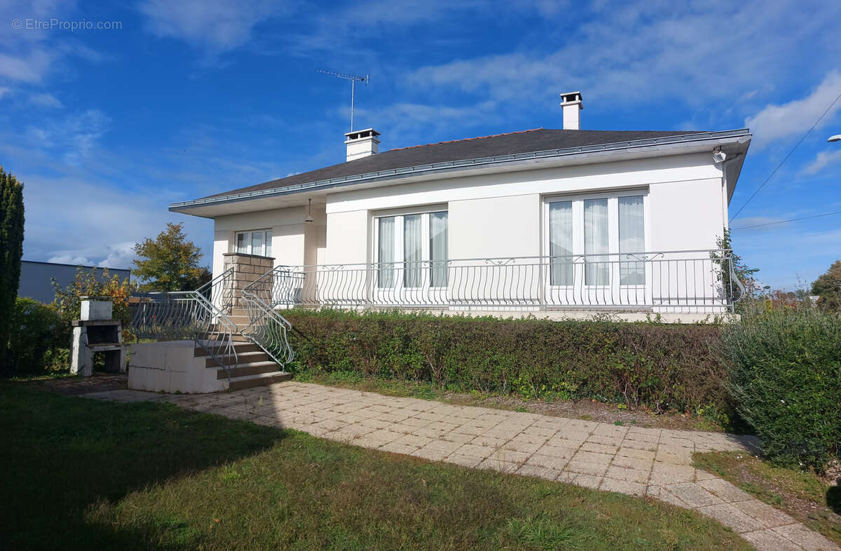 Maison à BONNOEUVRE