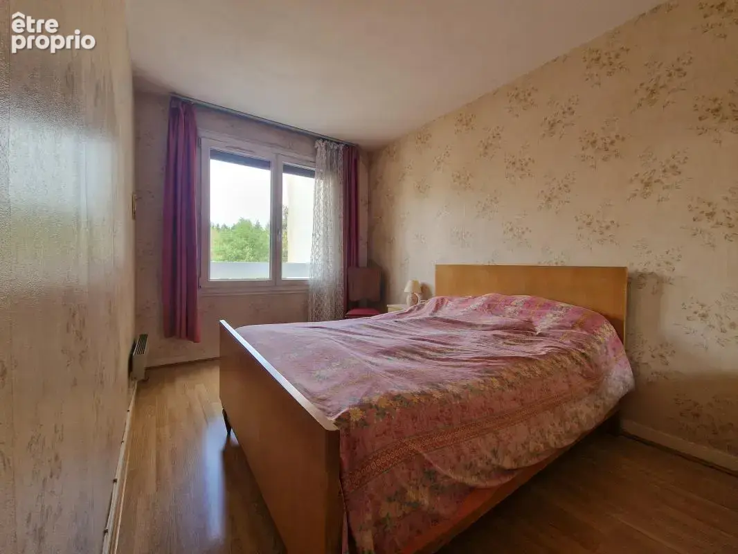 Au sein de la belle et prisée résidence "LE BOIS DE VAIRES" spacieux appartement F4 de 86m² habitable, situé au 2ème avec ascens - photo 13