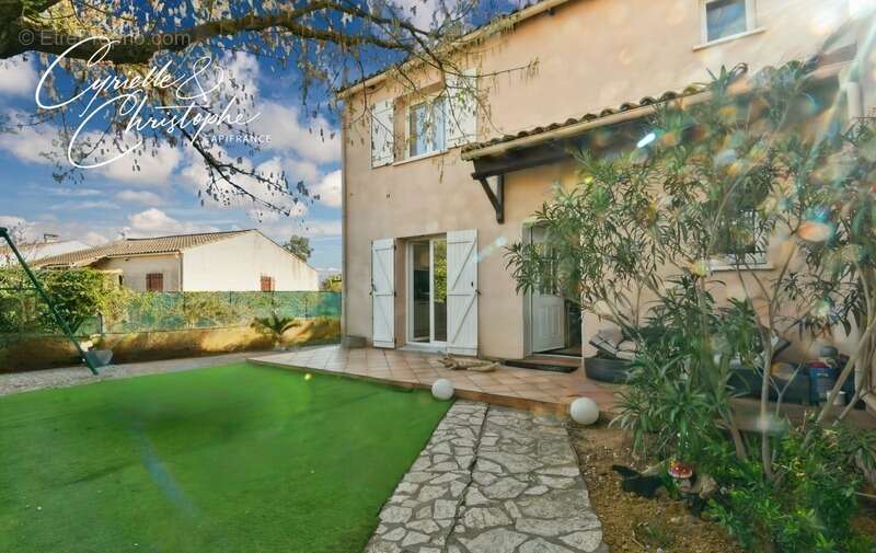 Dpt Hérault (34), à vendre à SAINT ANDRE DE SANGONIS, maison familiale T5 112m² sur terrain de 344m² - photo 3