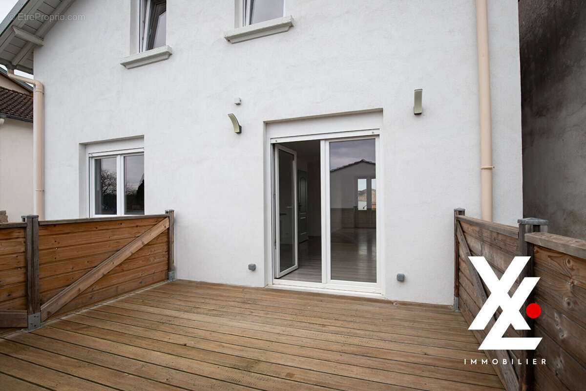 Maison à DAMELEVIERES