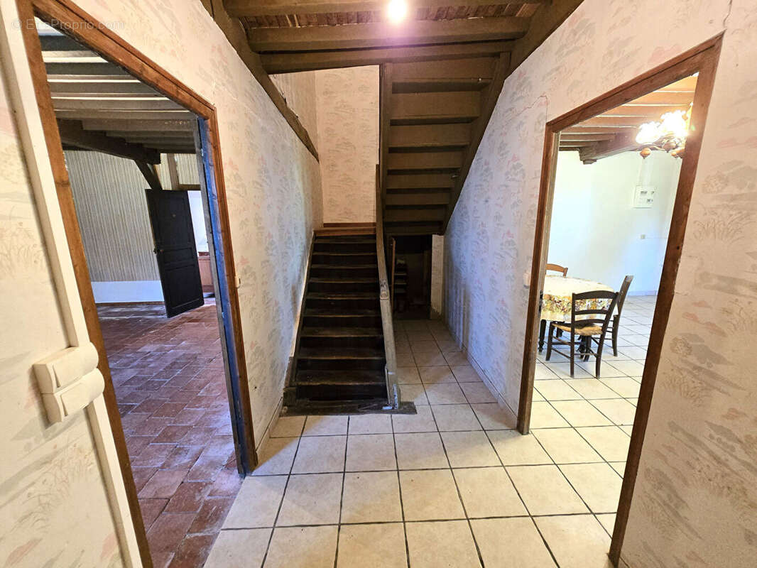 Maison à DOAZON