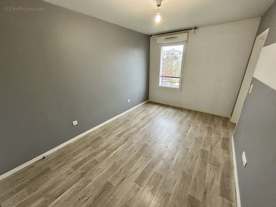 Appartement à CLAYE-SOUILLY