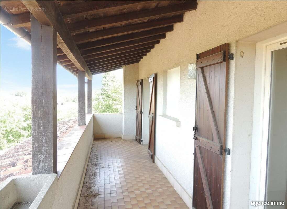 Maison à VILLEFRANCHE-DE-ROUERGUE