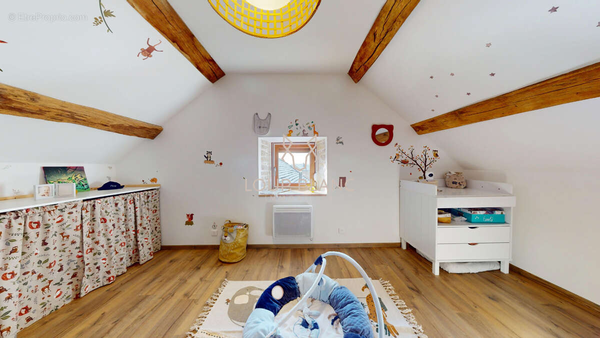 Maison à MEDIERE