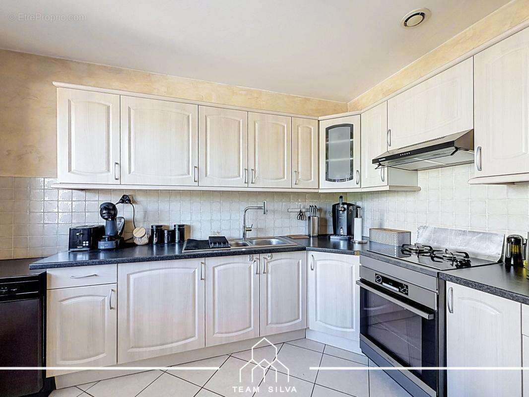 Maison 80 m² à Irigny  - photo 22