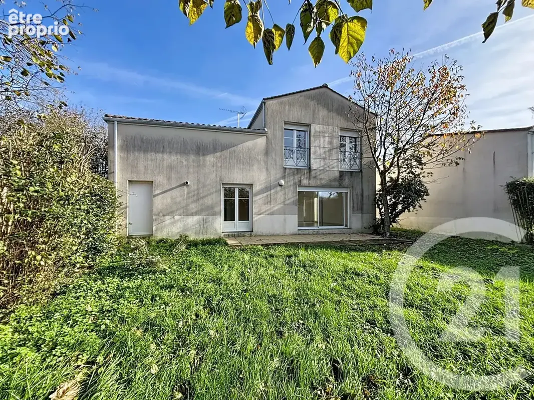 Maison 5 pièces 109 m² à vendre à Gond-Pontouvre (16160) - photo 11