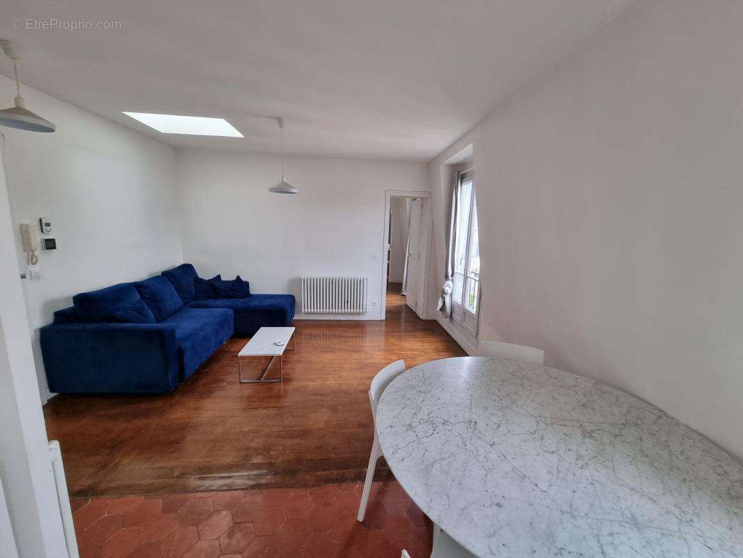 Appartement à PARIS-11E