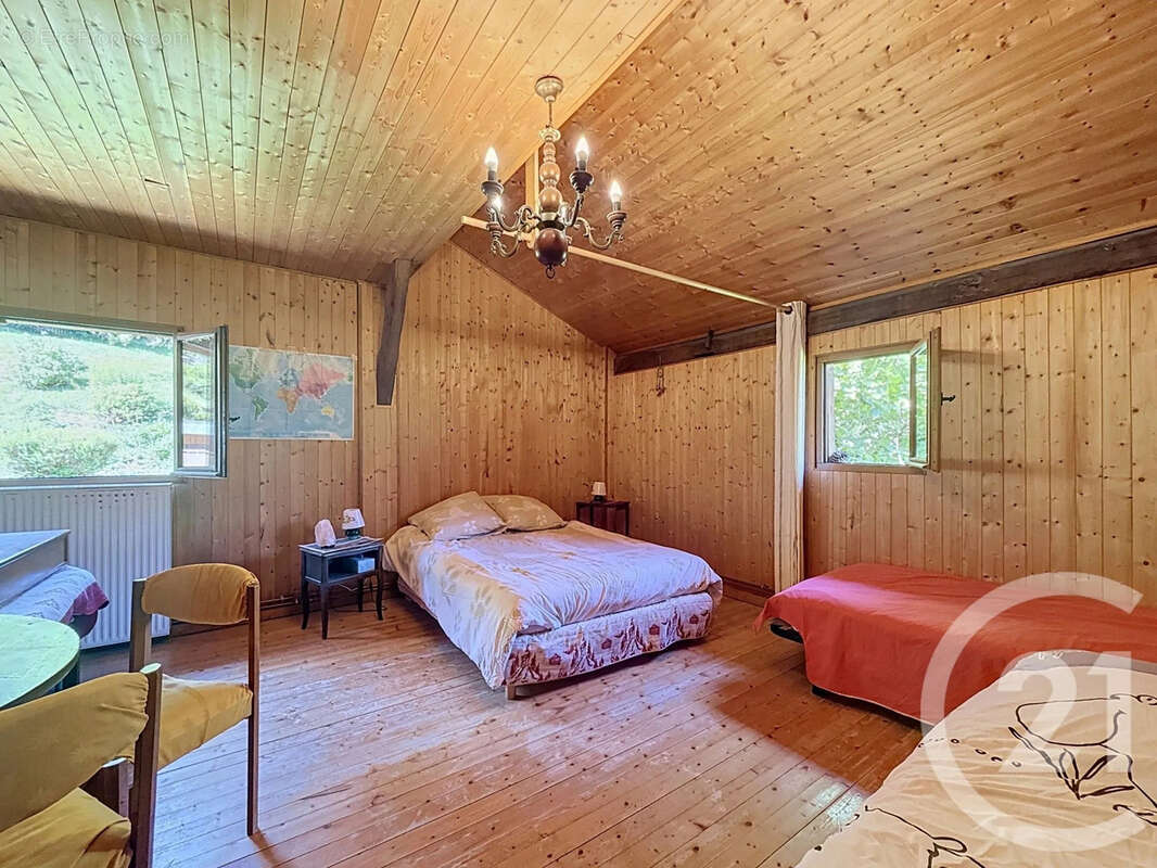 Maison 155 m² à Chatillon-Sur-Cluses  - photo 9