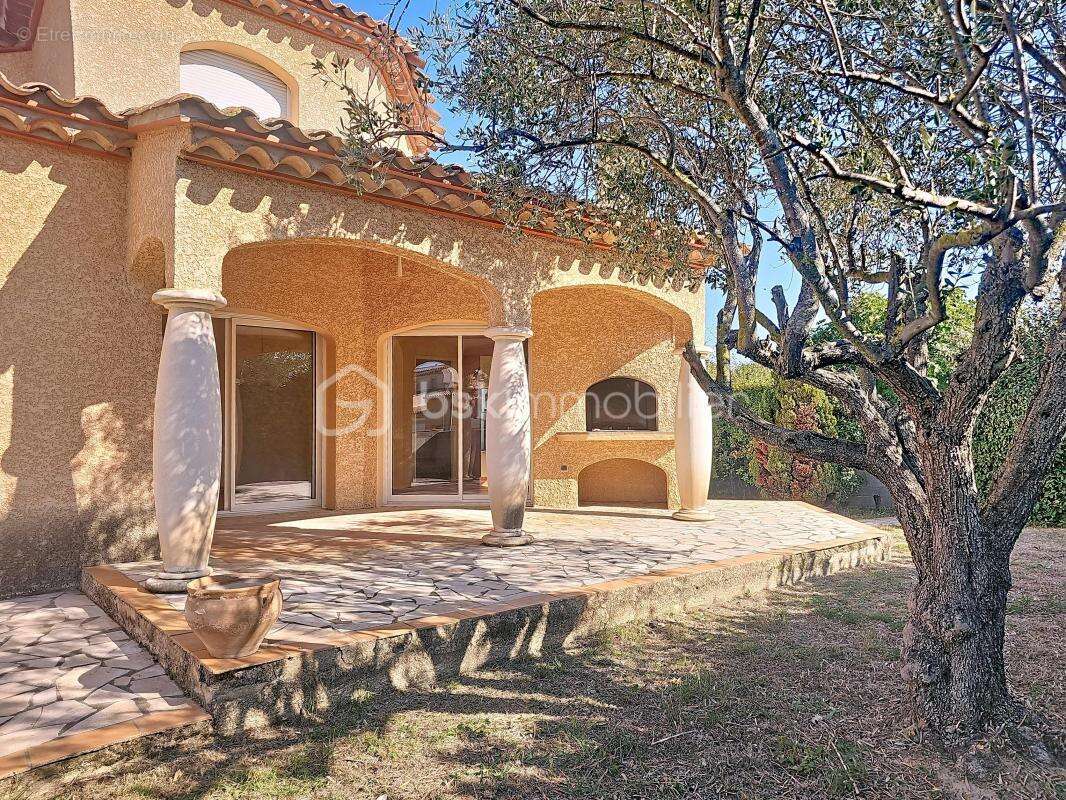 Maison à COLOMBIERS