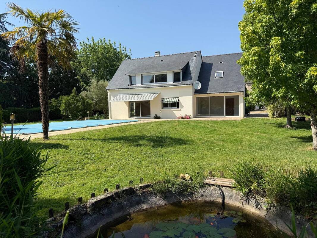 Photo 1 - Maison à SOULAIRE-ET-BOURG