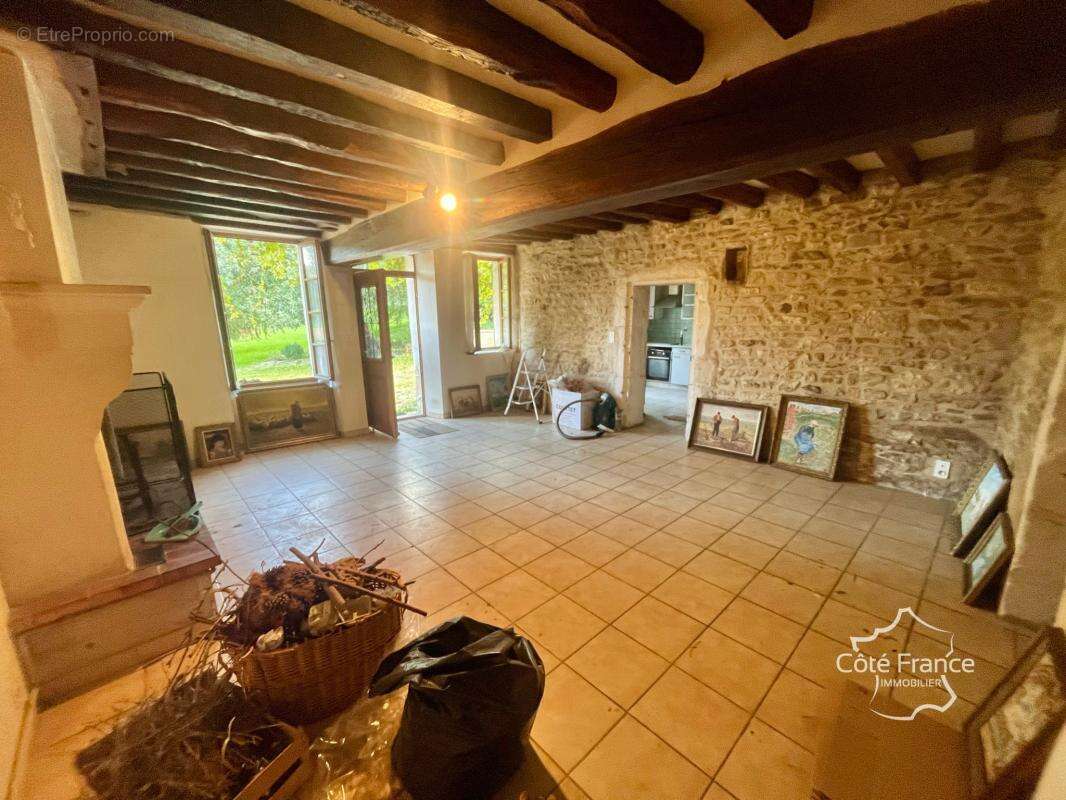 Maison à FONTENAILLES