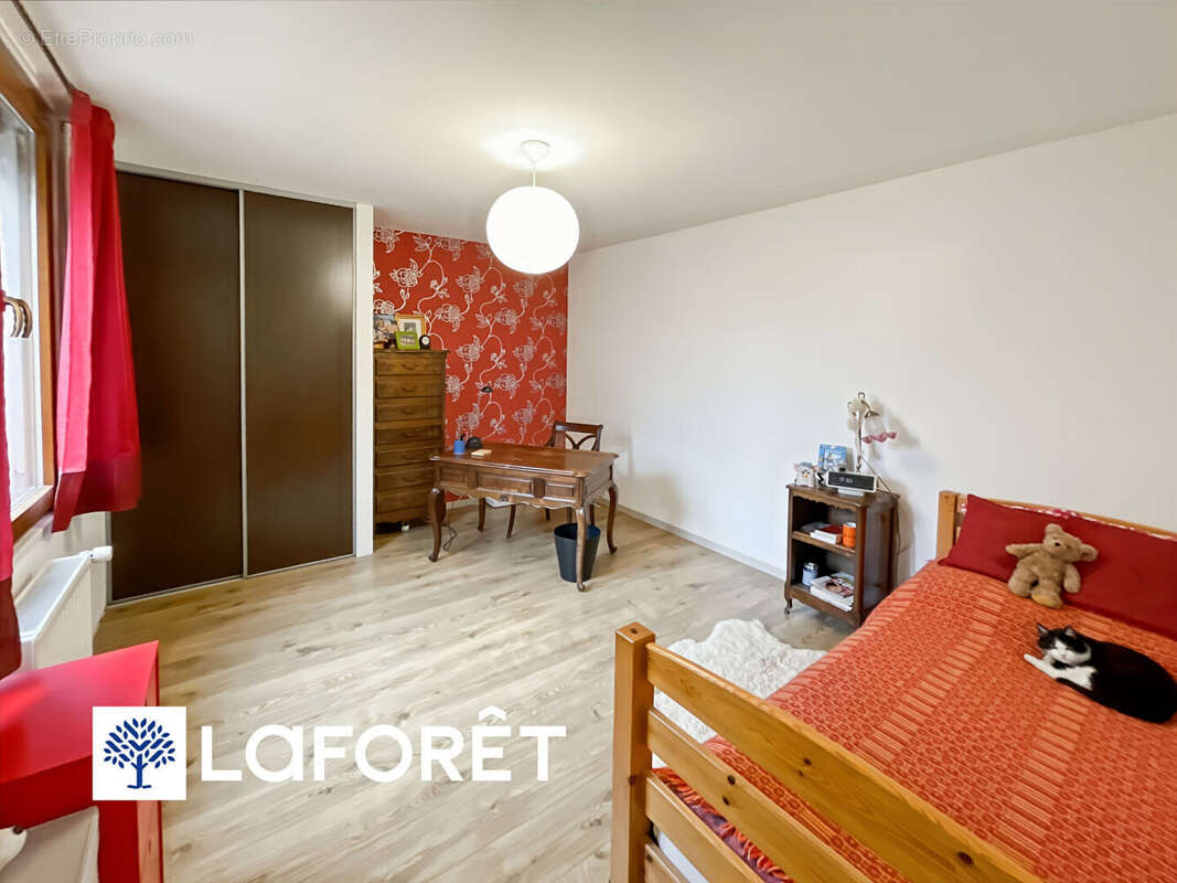 Maison à SAULX-LES-CHARTREUX