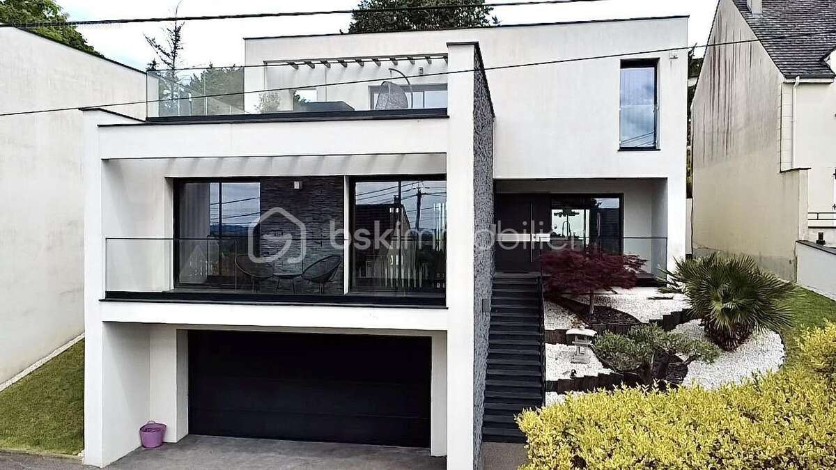 Maison à VILLEVAUDE