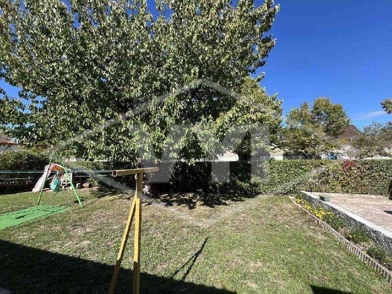 Maison à COMBS-LA-VILLE