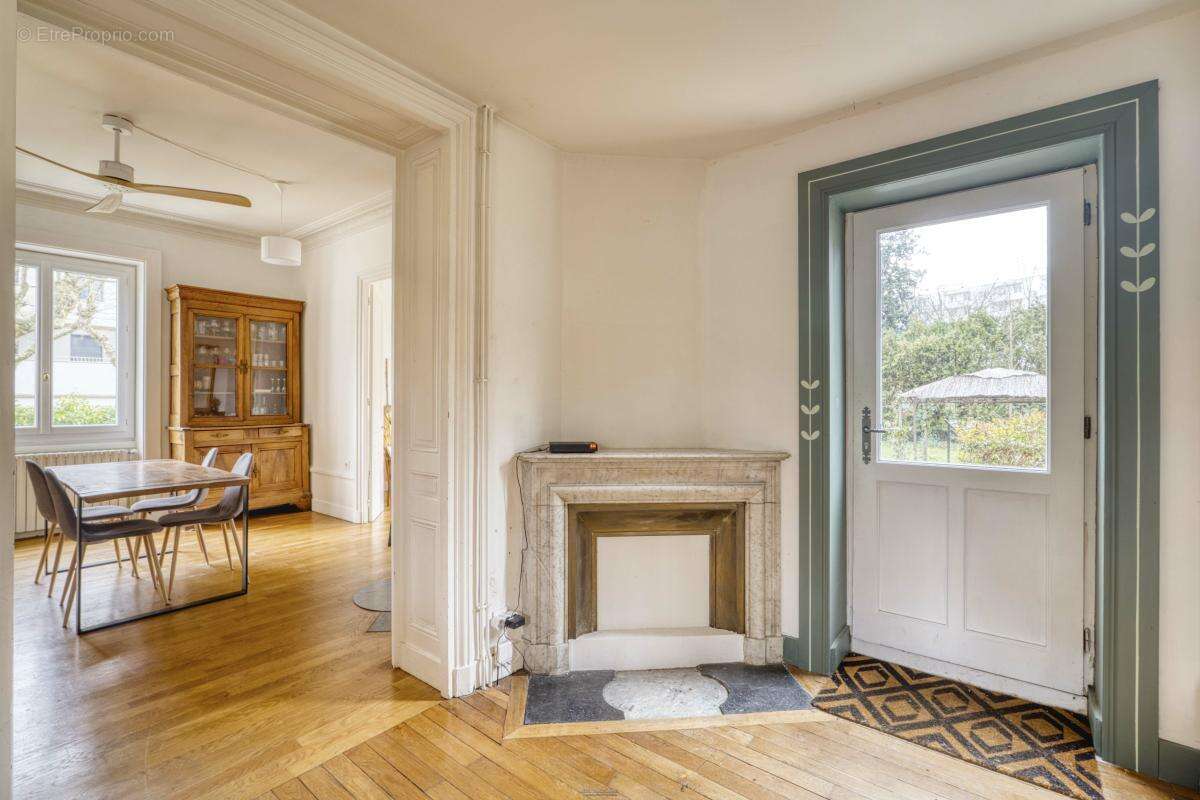 Maison à LYON-5E