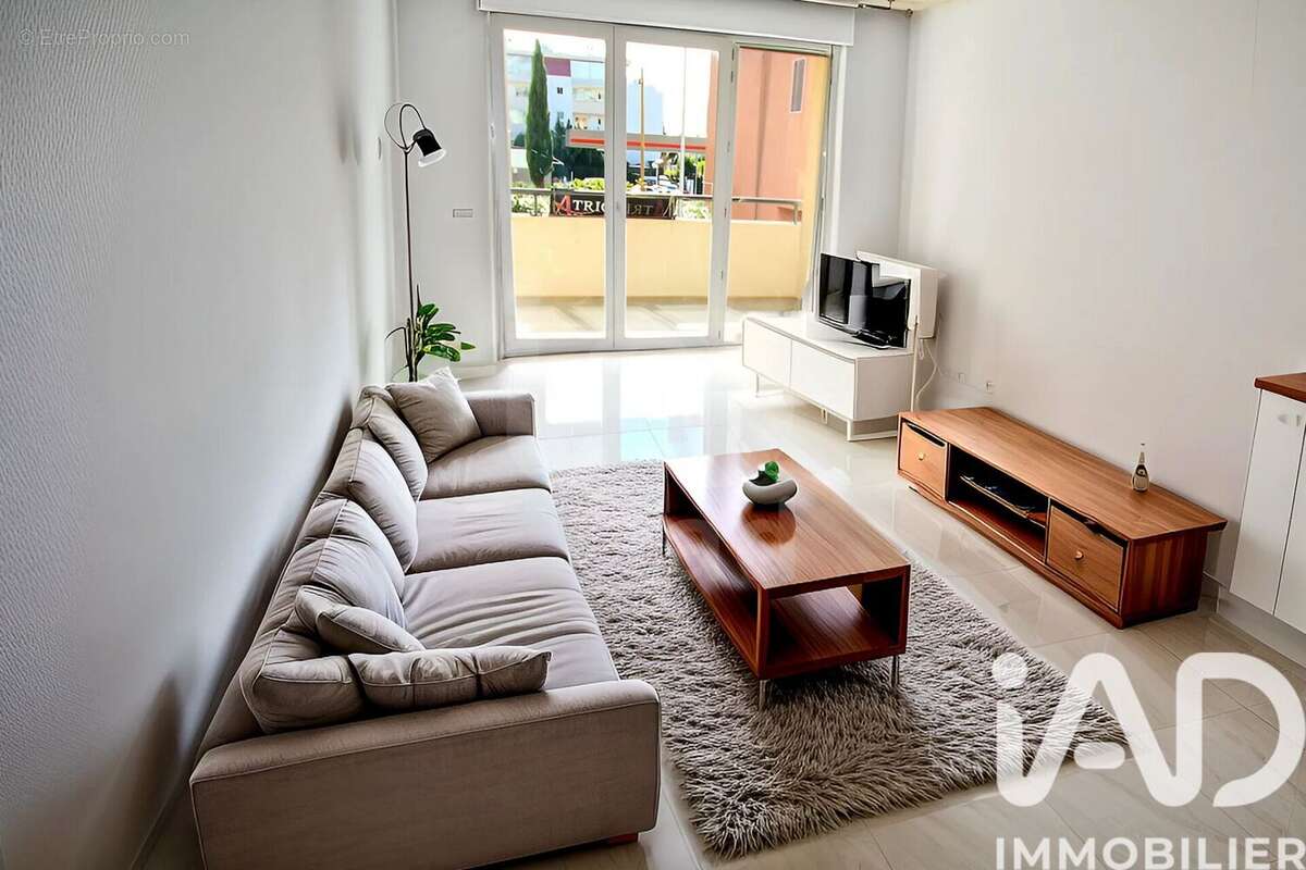 Photo 3 - Appartement à SAINT-LAURENT-DU-VAR