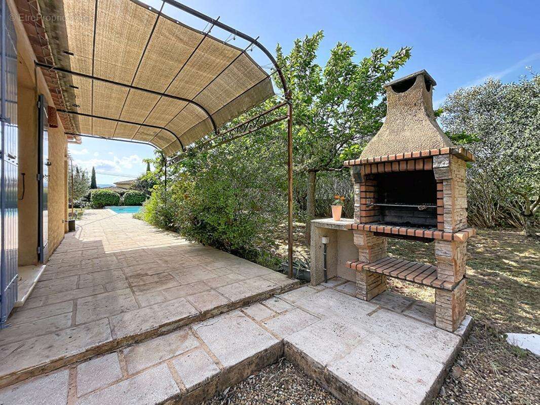 Maison à LE LUC