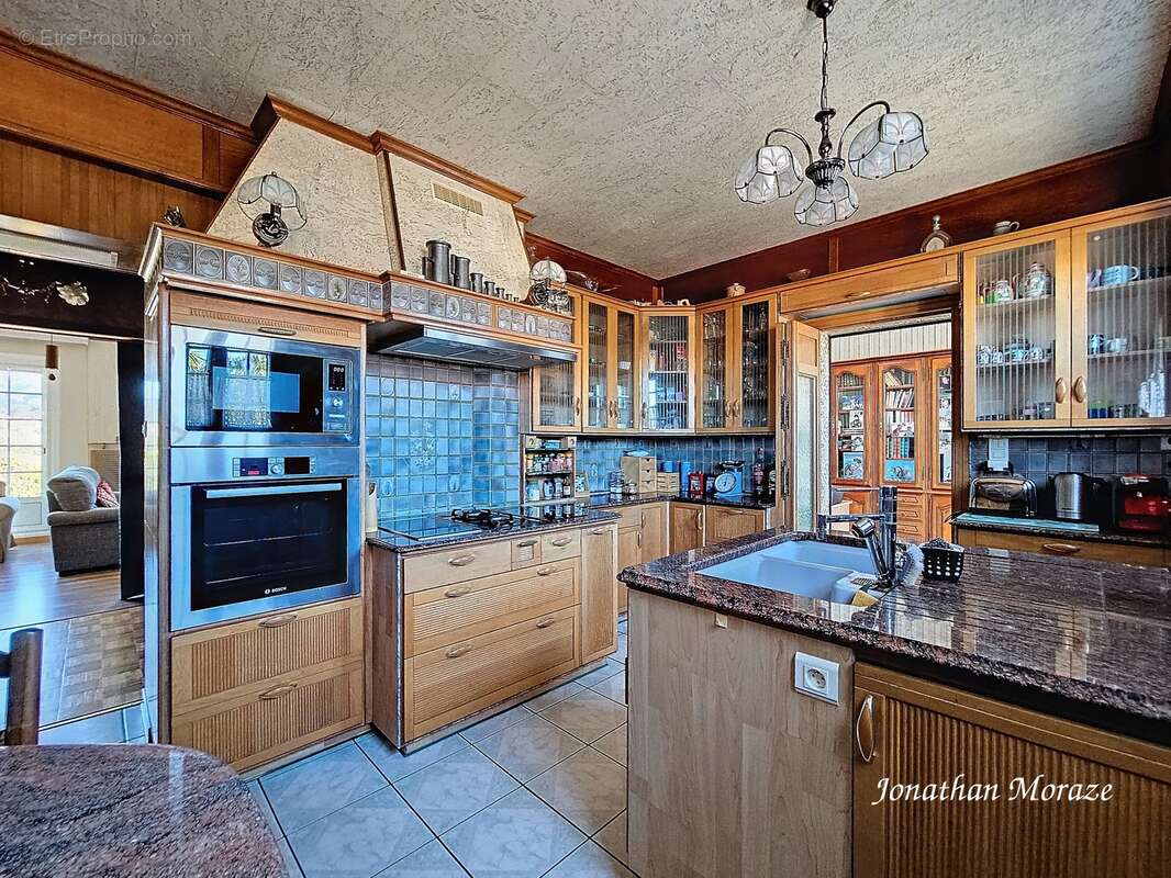 Maison à VILLELONGUE-DELS-MONTS