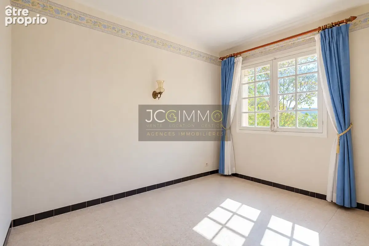 Villa T4 avec 2 698m2 de terrain / Vue dominante - photo 13