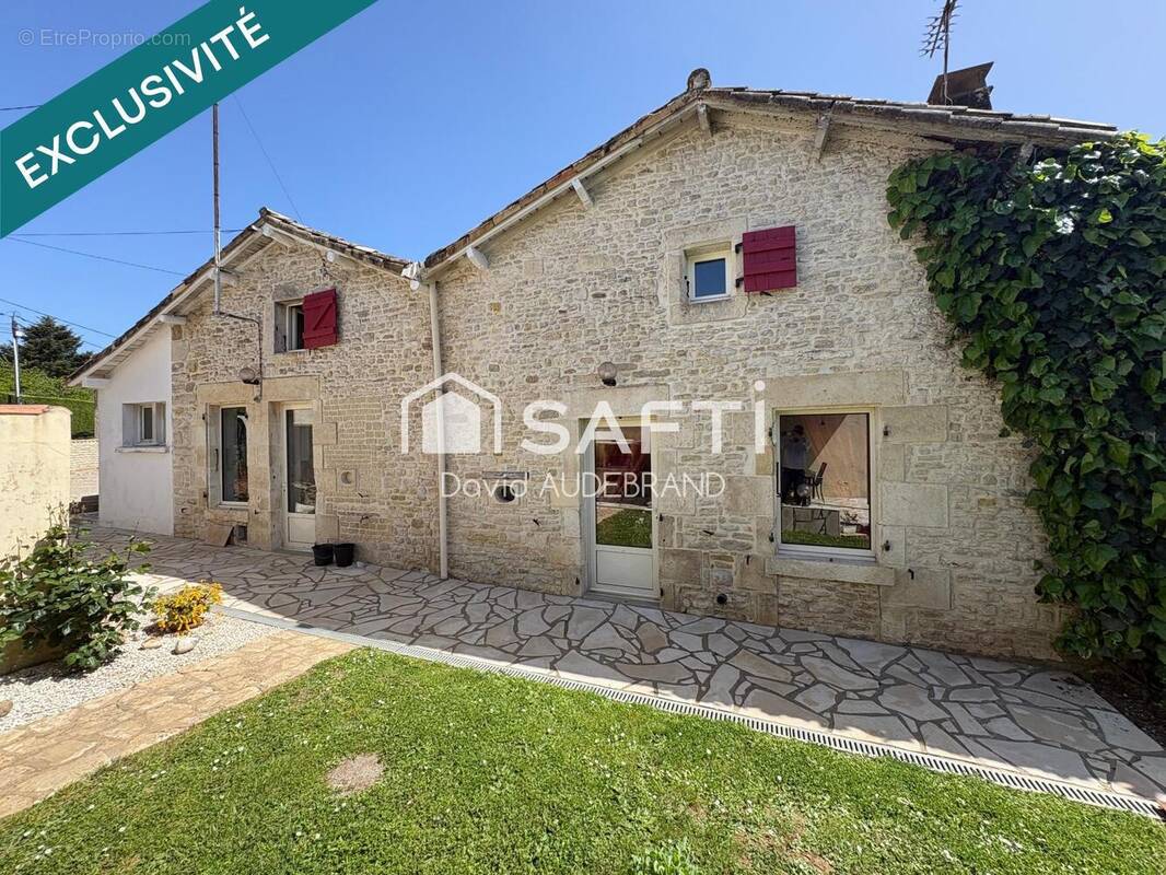 Photo 1 - Maison à PAMPLIE