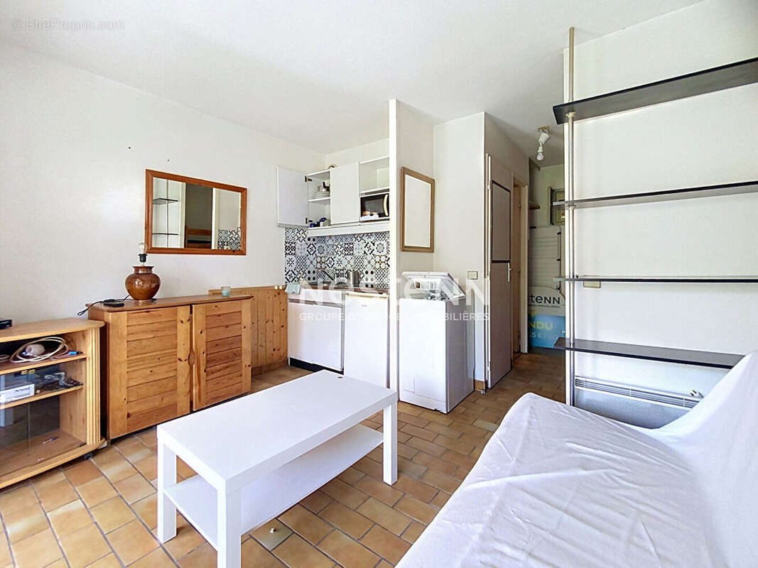 Golfe juan - studio - 23m2 - garage - piscine - cave - photo 6
