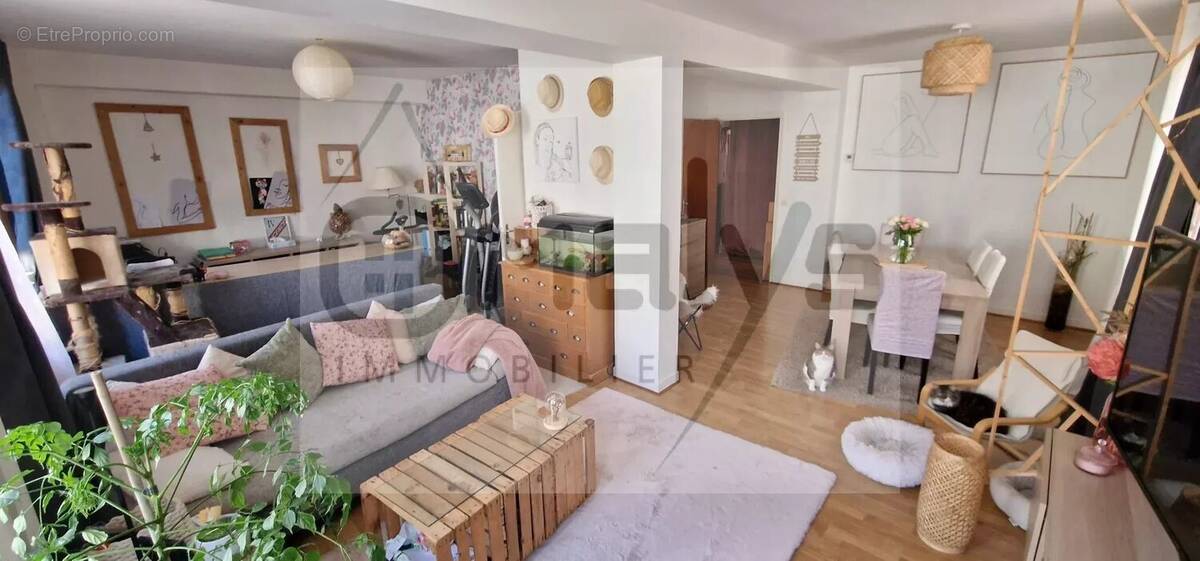 Appartement à AIRE-SUR-LA-LYS