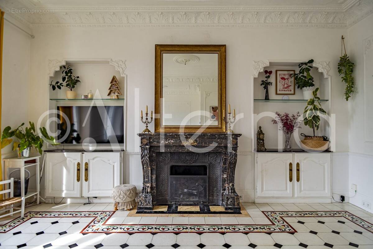 Maison à MEZY-SUR-SEINE